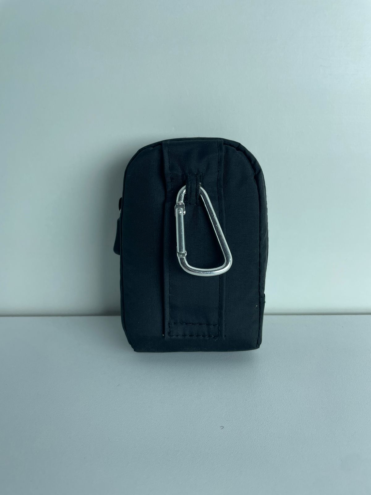 Pocket Holder